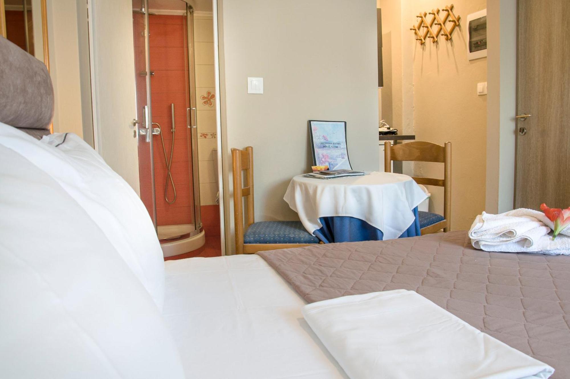 Christina Rooms Adamantas  Exterior photo